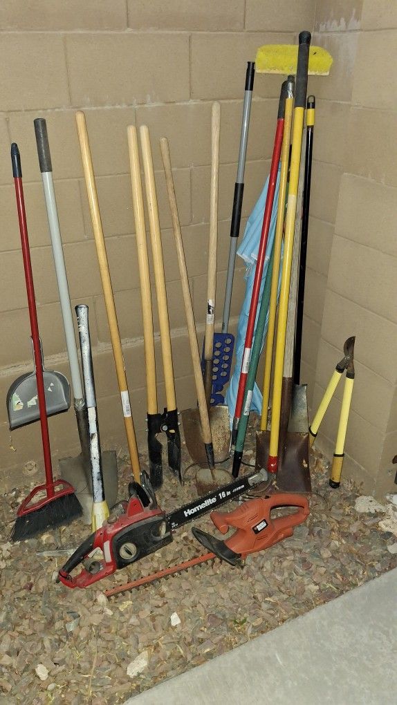 Landscaping Tools Shovel Pick AxChain Saw Pole Saw Hedge Trimmers ETC