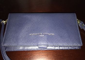 Phone recharging wallet