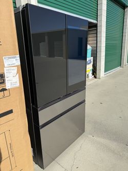 Samsung Bespoke Refrigerator With AI Family Hub 23 Cu Ft. Counter Depth 