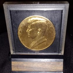 1961 John F Kennedy Inaugurated President Coin