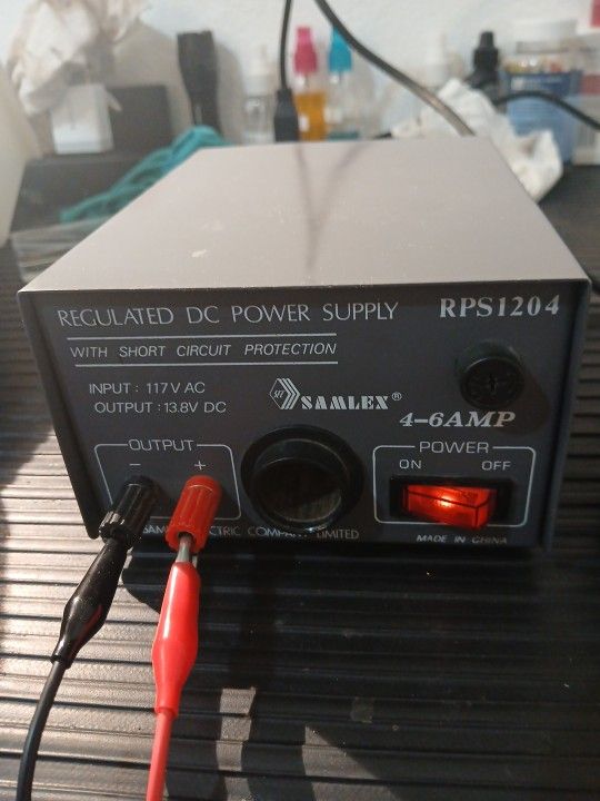 Samlex 4-6 AMP RPS1204 CB Power Supply