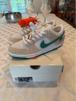 Nike Dunk Low SB Jarritos Size 8 BRAND NEW