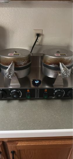 Commercial Double Waffle Maker