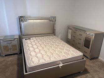 Bedroom Set