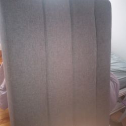FUTON 