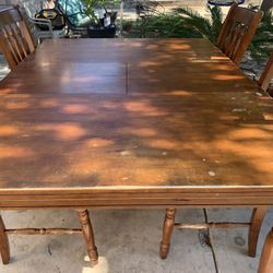 Dining room table