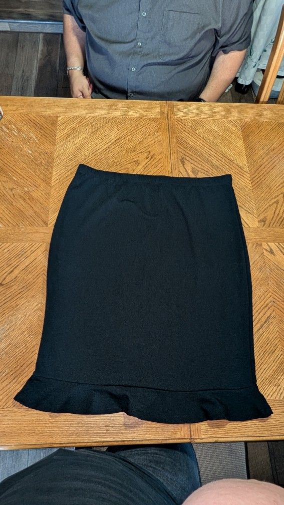 High stretch women's pencil skirt With ruffle Trim, Women's 2xl