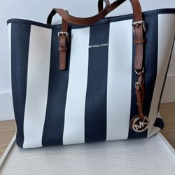 Michael Kors Stripe Open tote