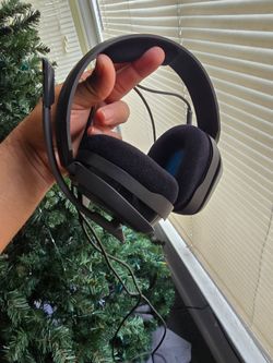 Game headsets astro A1.