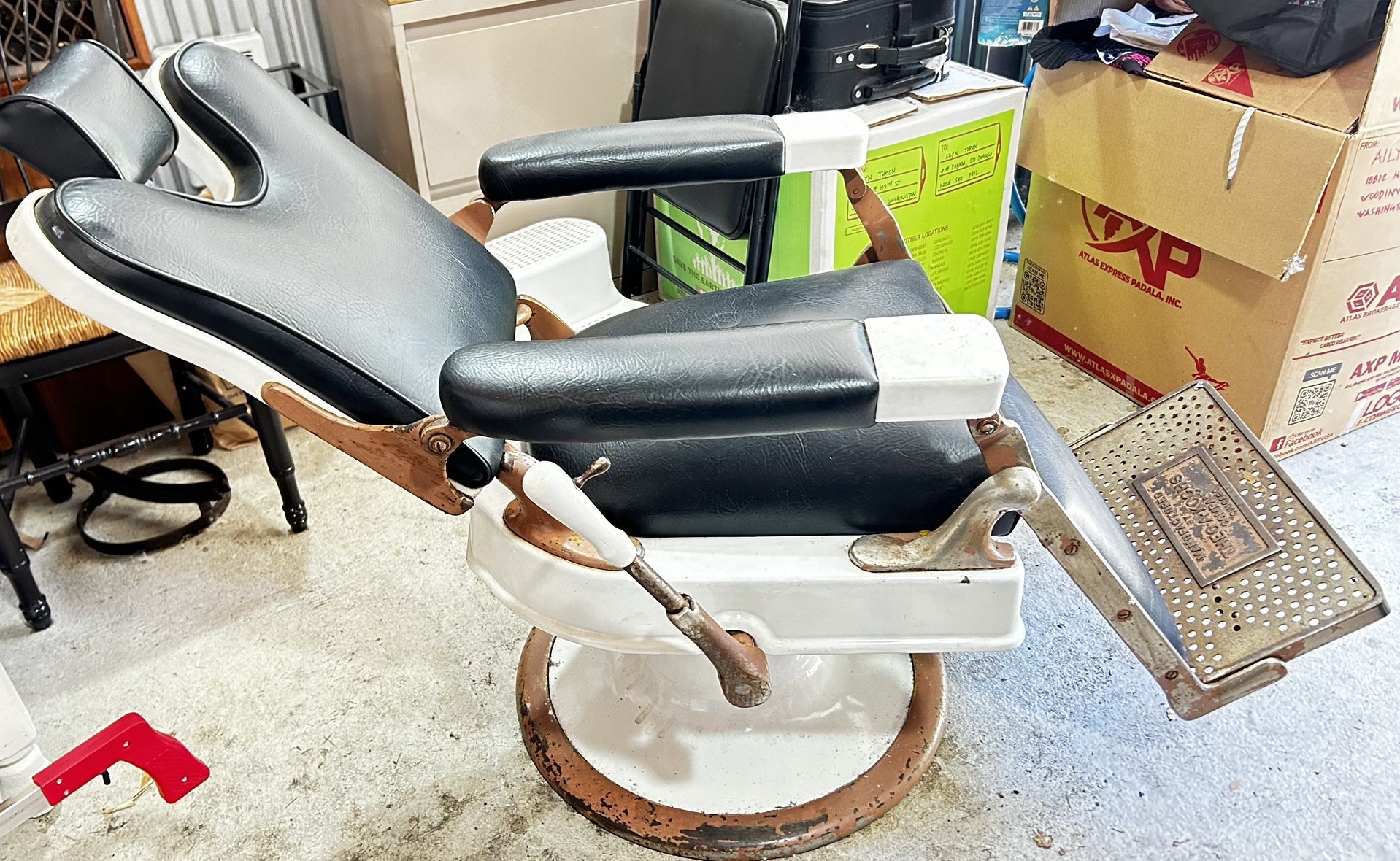 Theo A Kochs barber chair