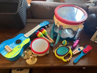 Kids musical instruments melissa and Doug,  hape guitar