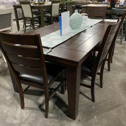 New Bardstown Cherry Extendable Dining Set (Dining table and Chairs
