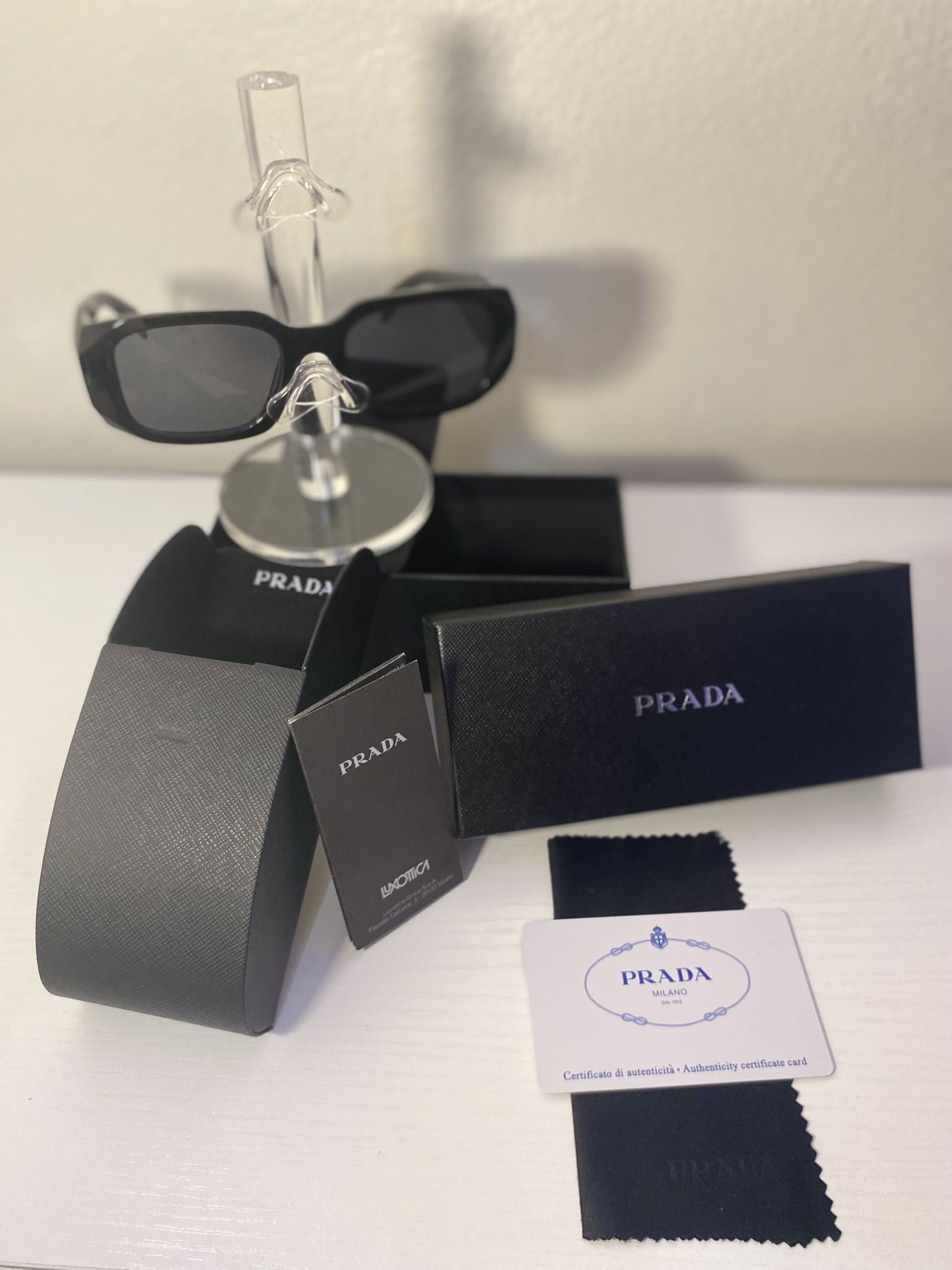 Prada Sunglasses PR 17WS 1AB2B0 Black Light Grey Silver Mirror Lenses