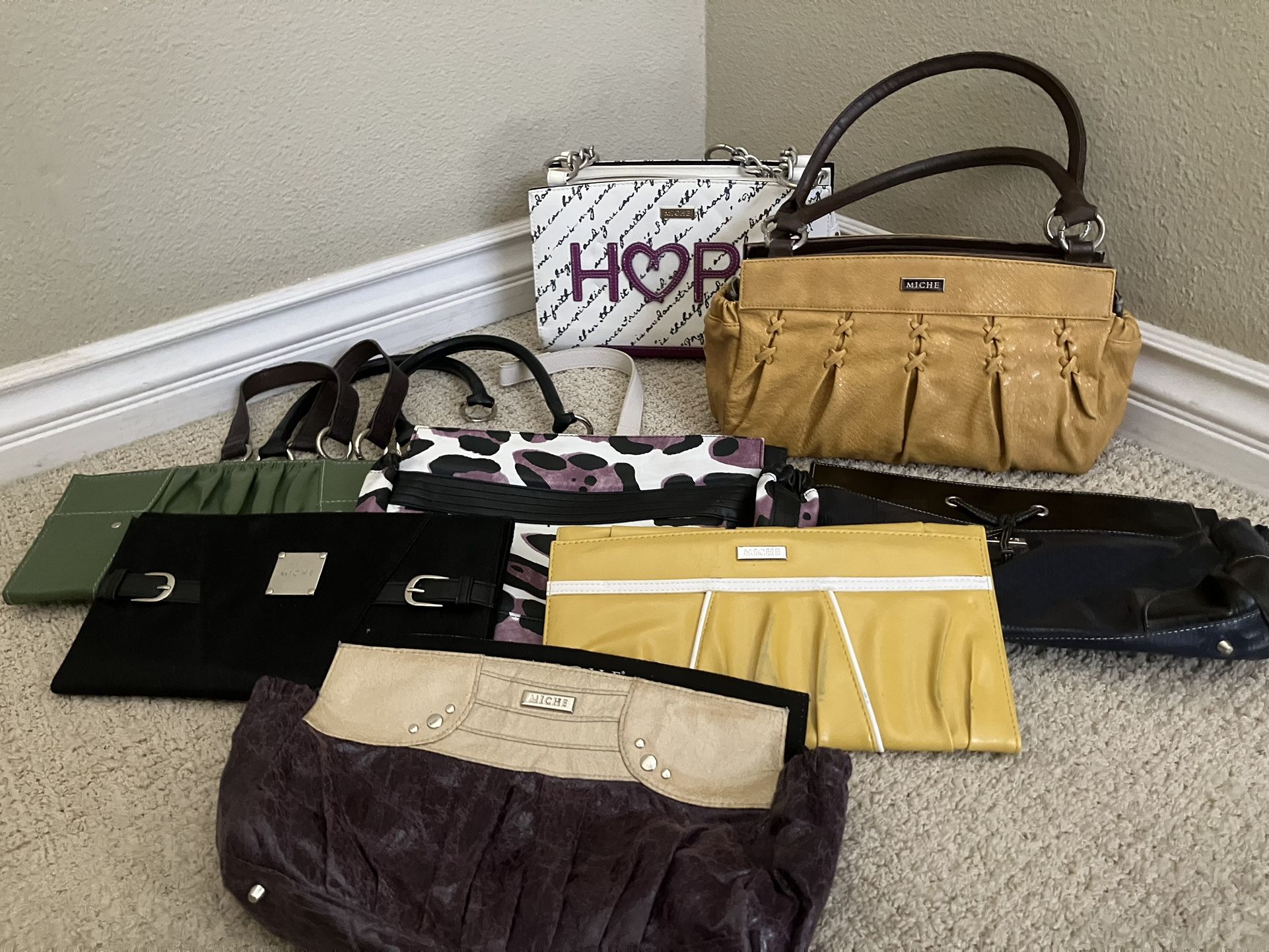 Miche Interchangeable Purse Classic (Medium) + Shells & Handles