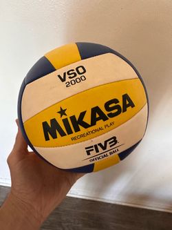 Mikasa VSO2000 Outdoor Volleyball
