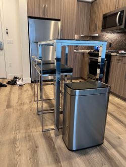 Bar table with stools