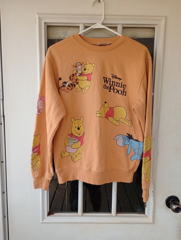 Disney Winnie the Pooh Sweatshirt Crewneck Women's Medium