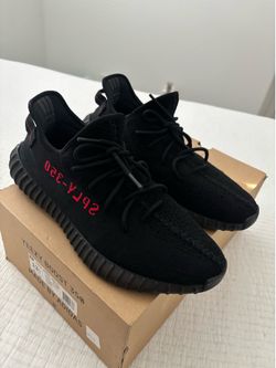 Adidas Yeezy Boost  350 V2  Size 13.5
