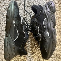 Adidas Shoes 6.5W Ozweego