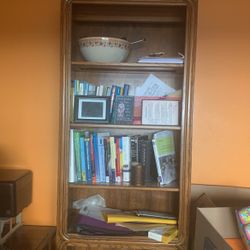 Bookshelf with lighting
