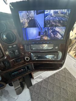 1999 Fleetwood Discovery