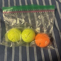 Taylormade 3 Pack Different Colored Golf Balls