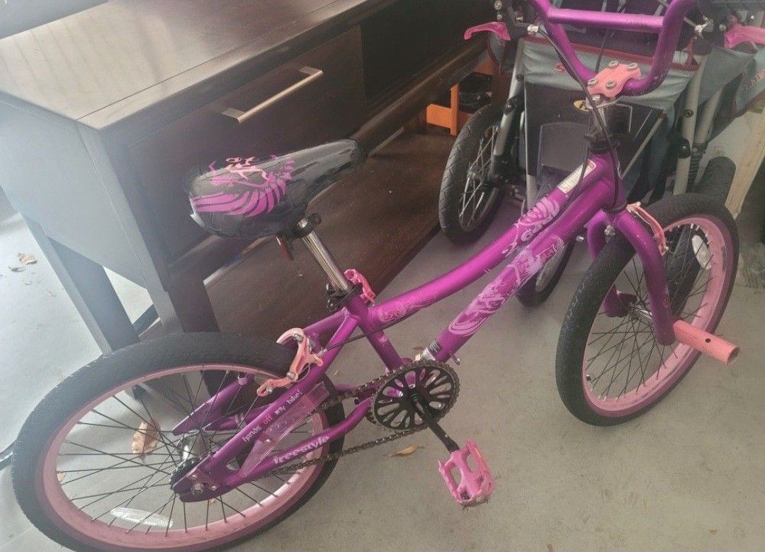 Kent Freestyle Girls Bike 20"