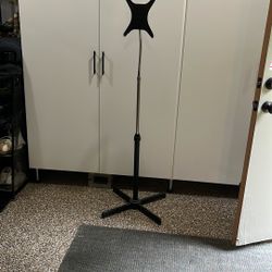 Laptop stand/holder