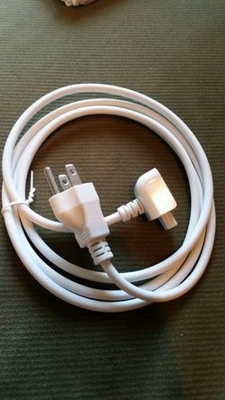 Extensión cord for macbook chargers.