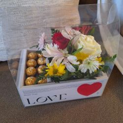 Valentines Boxes With Chocolates And Flowers 