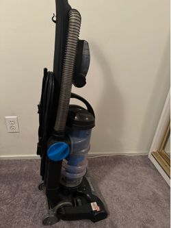 Eureka multiclonic airspeed one bagless vacuum