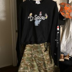 Champion Dr. Seuss Crop Top Sweat Sweater- Large 