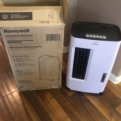 Honeywell Evaporative Air Cooler/fan/humidifier 