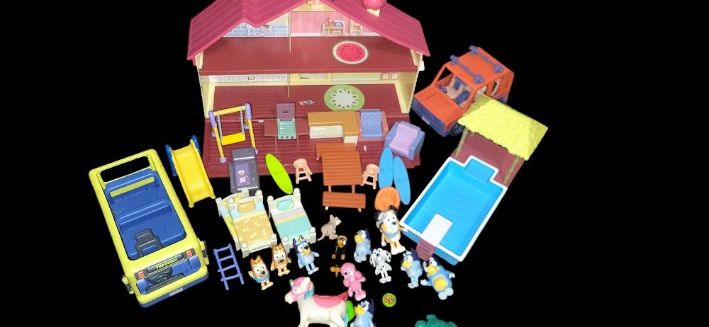 Bluey The Dog Playset Group