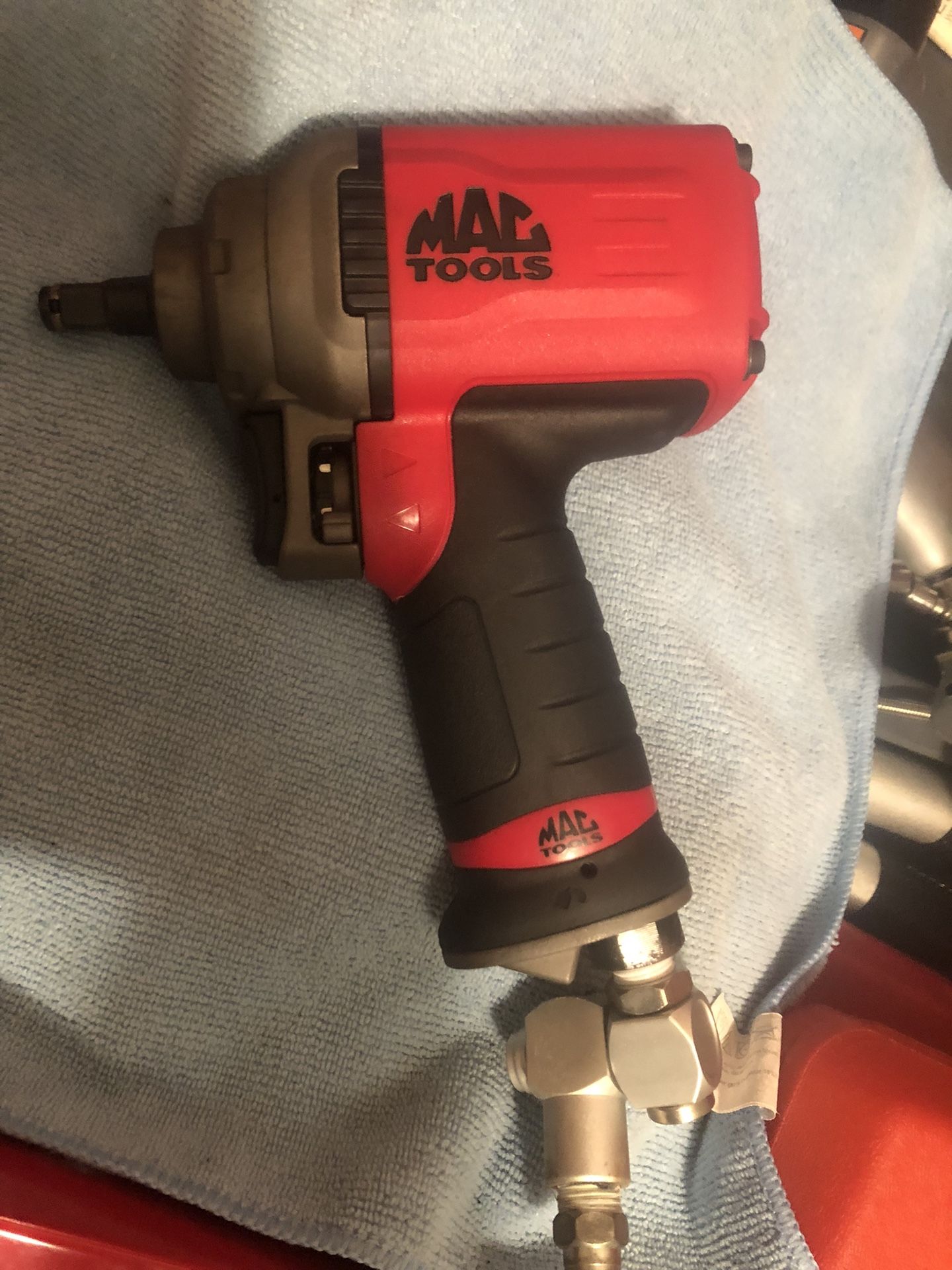 Mac Tools  Stubby Impact Wrench 3/8 Dr.