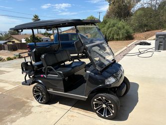 GOLF CART