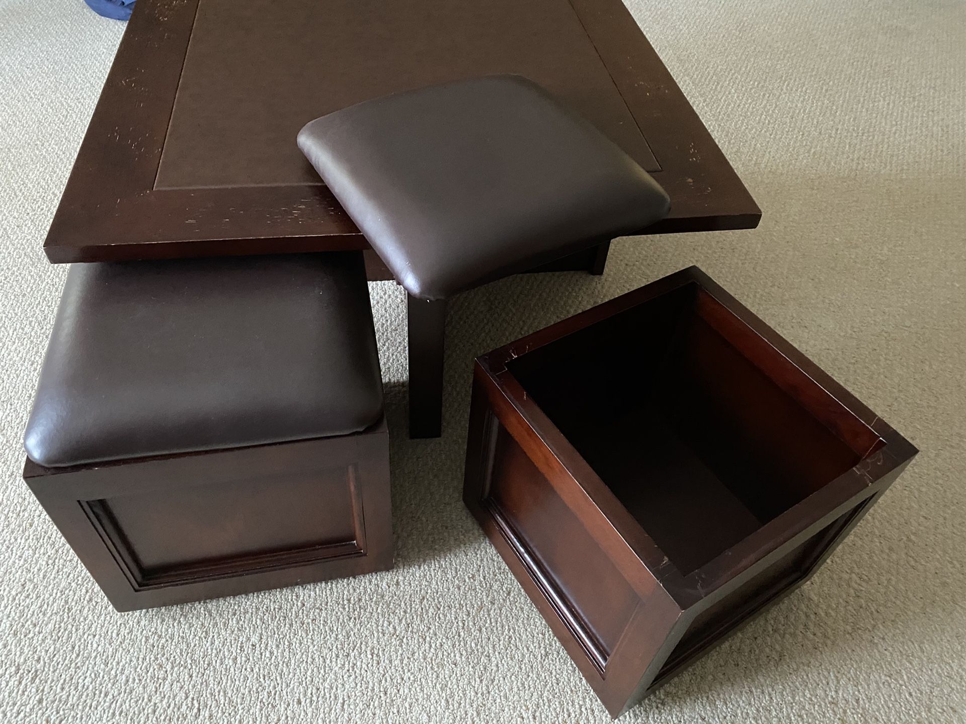 Coffee table for sale with stools/storage
