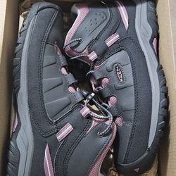 Women's Hiking Shoes Size 7