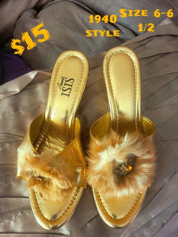 ISIS PINUP GOLD WEDGE HEELS FUR SHOES