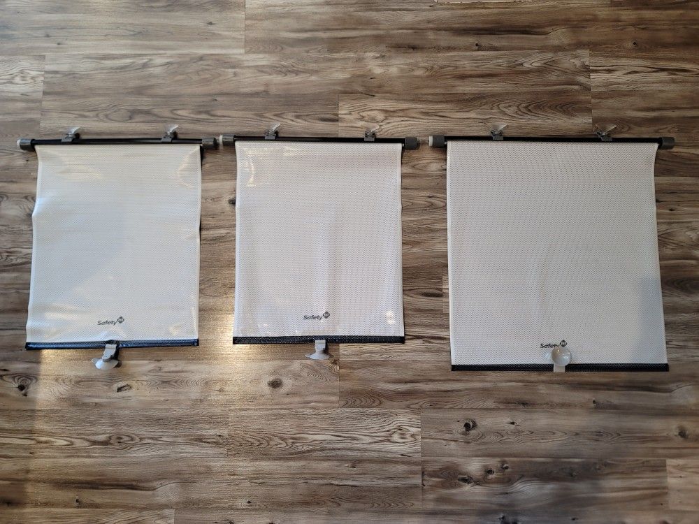 ***Safety 1st - Brand New Car Window Roller Shade (3)***Asking only $10