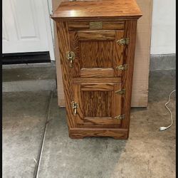 Vintage Ice Box End Table By Belwoods boks Co. 