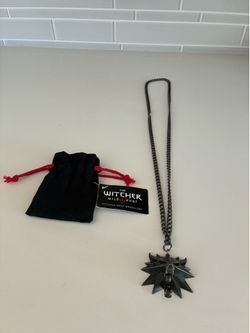Official J!NX The Witcher 3 Wolf Medallion Necklace & Pouch Set With Original Tag
