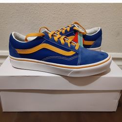 Vans Multiple Sizes Read Entire Description 