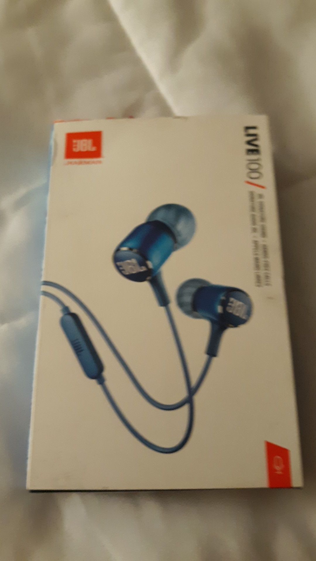 JBL EAR BUDS