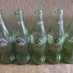 Rare Coke Collectors 8 Ounce Bottles Super Bowl 28 1984 Logo And World Cup 1994 Soccer Brazil Logo , Coke Classic 1986  Bottles Painted Logo All Mint 