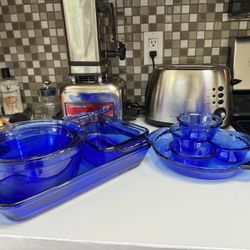 VINTAGE COBALT BLUE GLASS BAKING DISHES