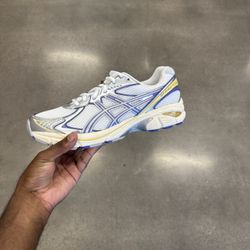 ASICS 2160 Blue Violet Multiple Sz 