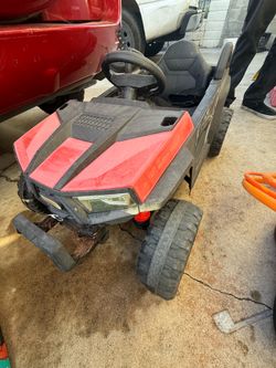 Free items 92114 - car doesn’t have charger (bought off Amazon for Christmas)
