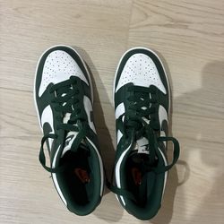 Nike Dunk Low Green White Colorway