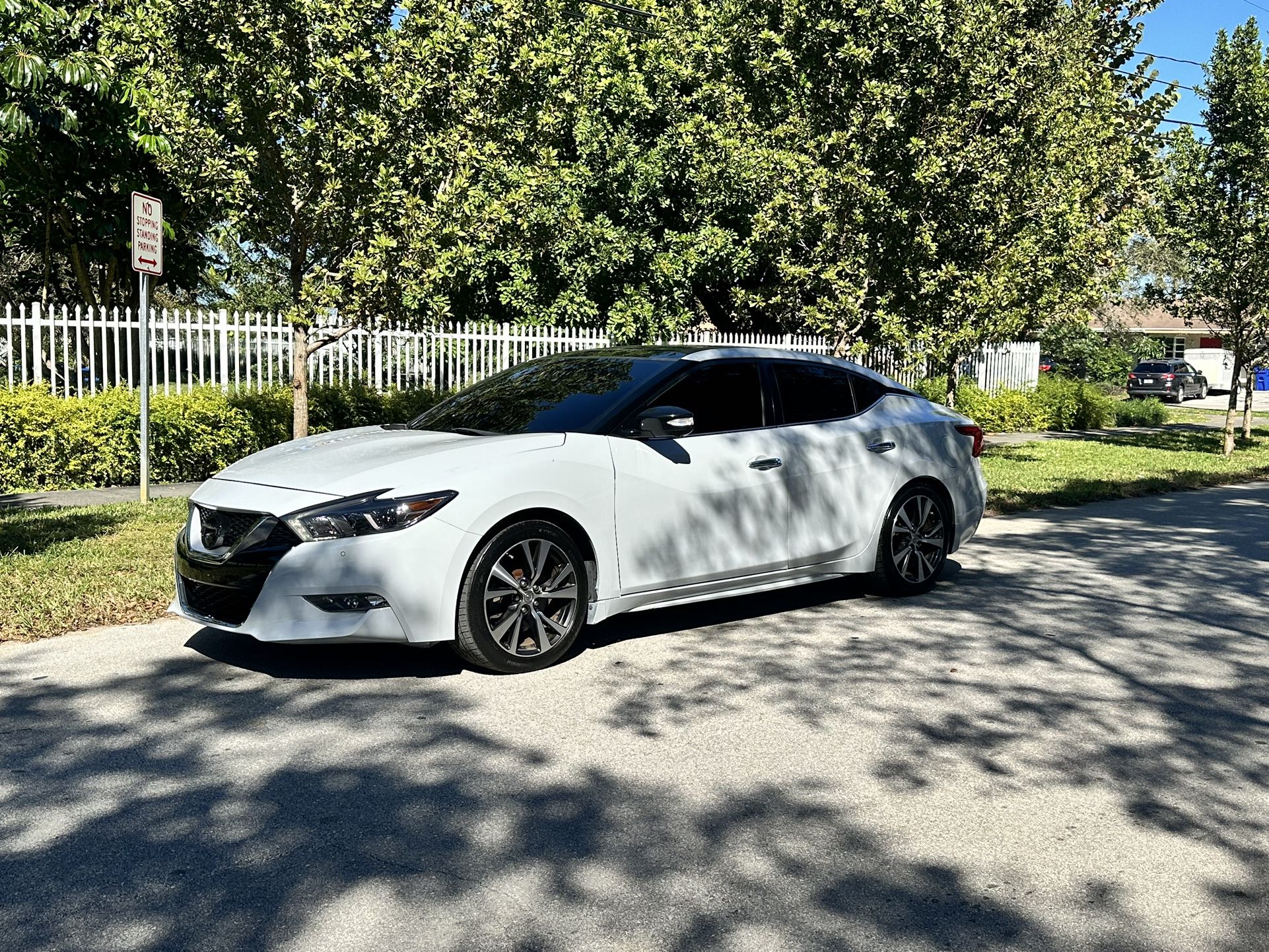 2016 Nissan Maxima